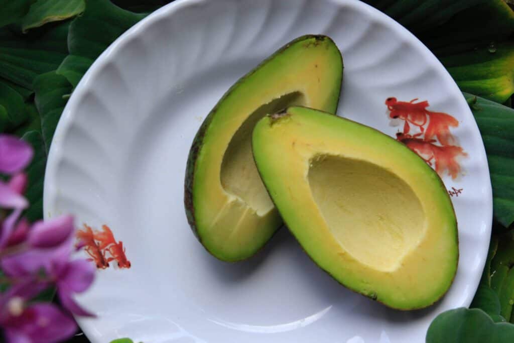 Long touted as an excellent belly fat burning food, avocado